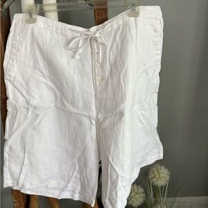 Women's White Linen Shorts
